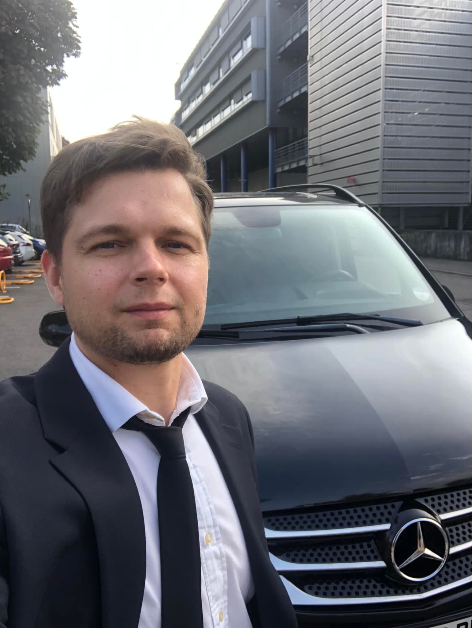 Chauffeur Transfer Travel